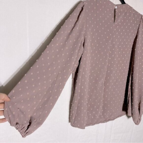 5/$25 Shein Nude Taupe Textured Dots Long Sleeve Blouse L - Picture 10 of 15